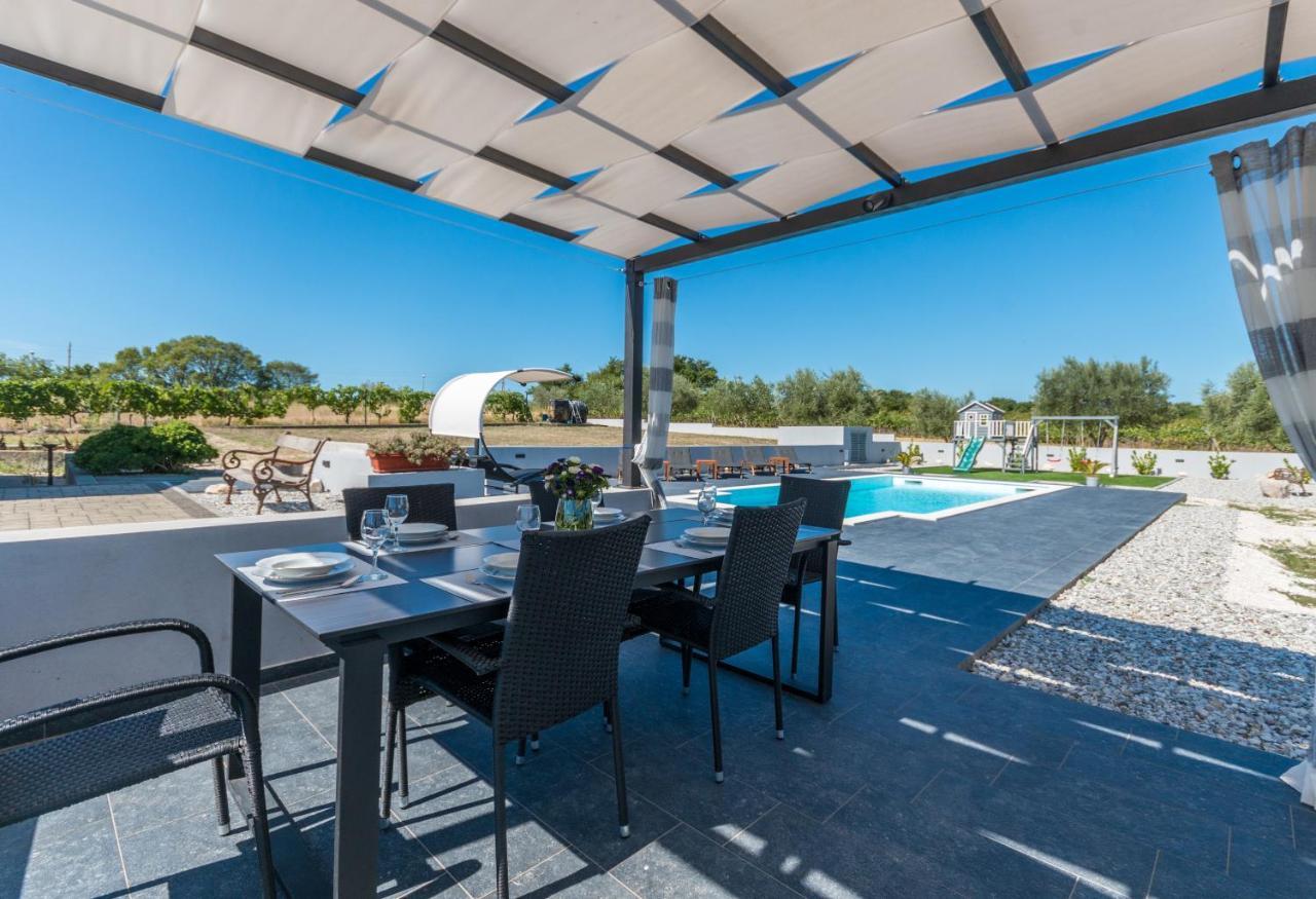 Villa Perini Dvori Donji Zemunik المظهر الخارجي الصورة