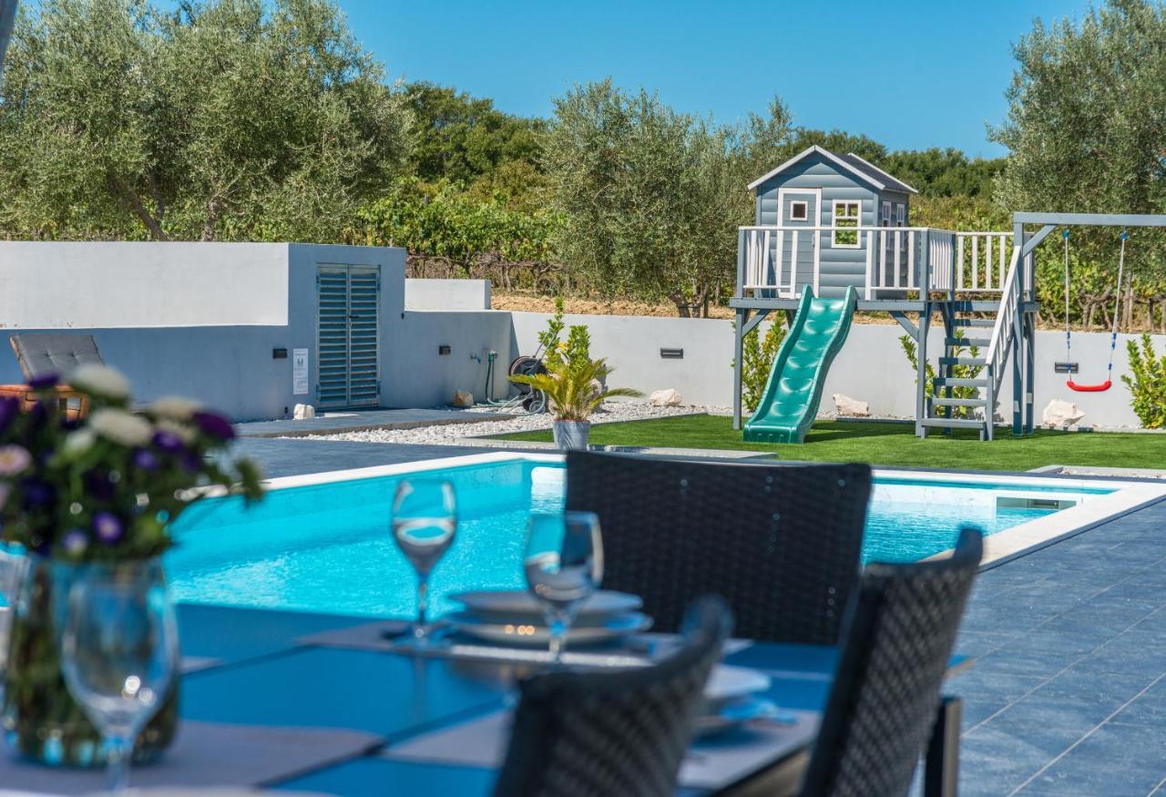 Villa Perini Dvori Donji Zemunik المظهر الخارجي الصورة